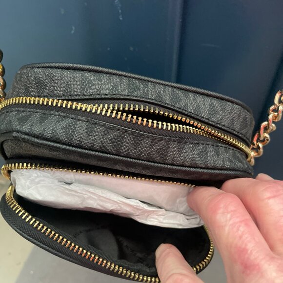 New MICHAEL KORS Jet Set Travel Crossbody Bag - Picture 4 of 8